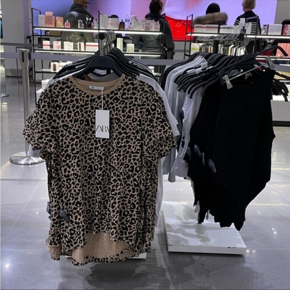 Zara Crew Neck Top - Picture 3 of 9